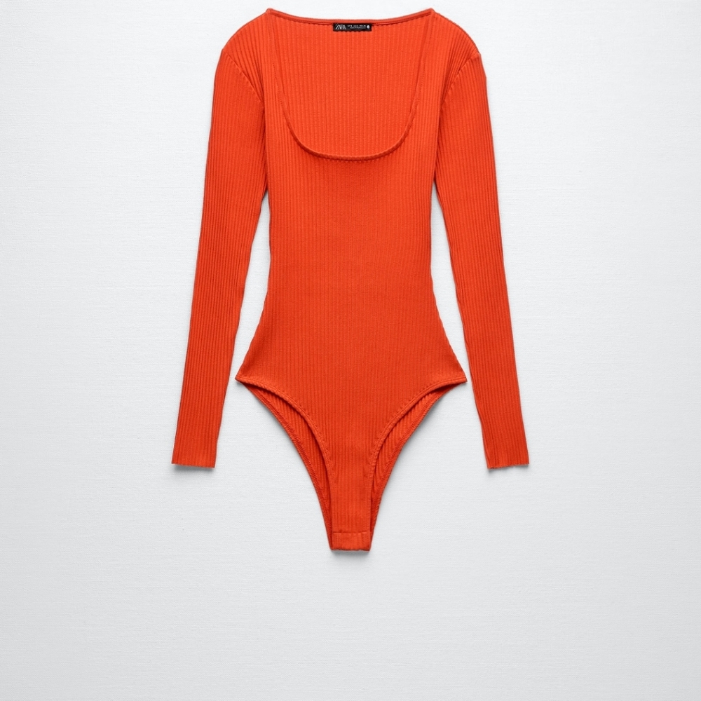ZARA SQUARED NECK RIBBED BODYSUIT